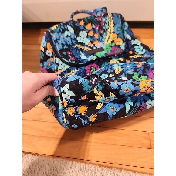 Vera Bradley Midnight Blues Campus Backpack Blue Floral Bag NICE - Picture 3 of 7